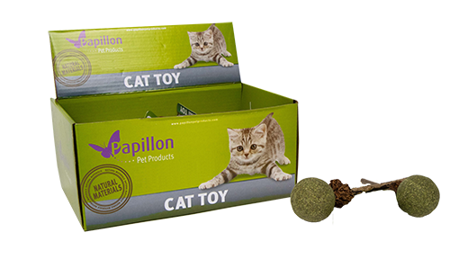 Matatabi lollipop with gall fruit and catnip ball