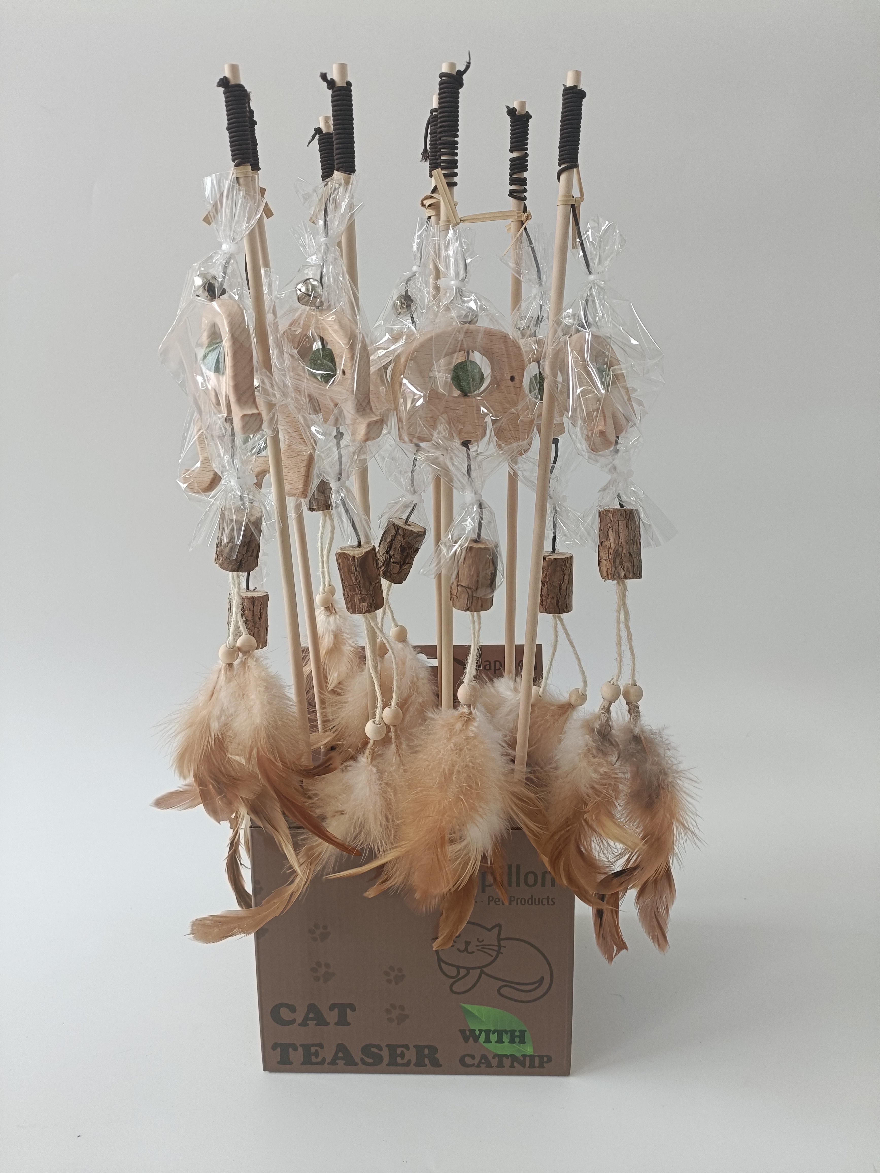 Cat teaser, wooden elephant, 16xdisplay
