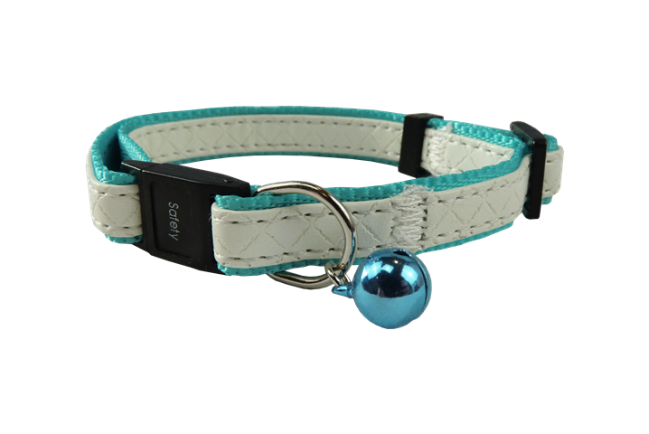 Adjustable cat collar